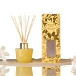 ADOPT BOUGIE PARFUMEE MONOI SACRE 180G